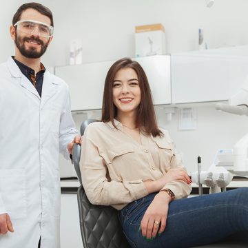 How Long Will It Take to Adjust to New Dentures?